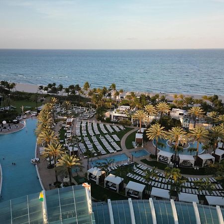 Fontainebleau Resort Balcony W Ocean And City View Miami Beach Exterior foto