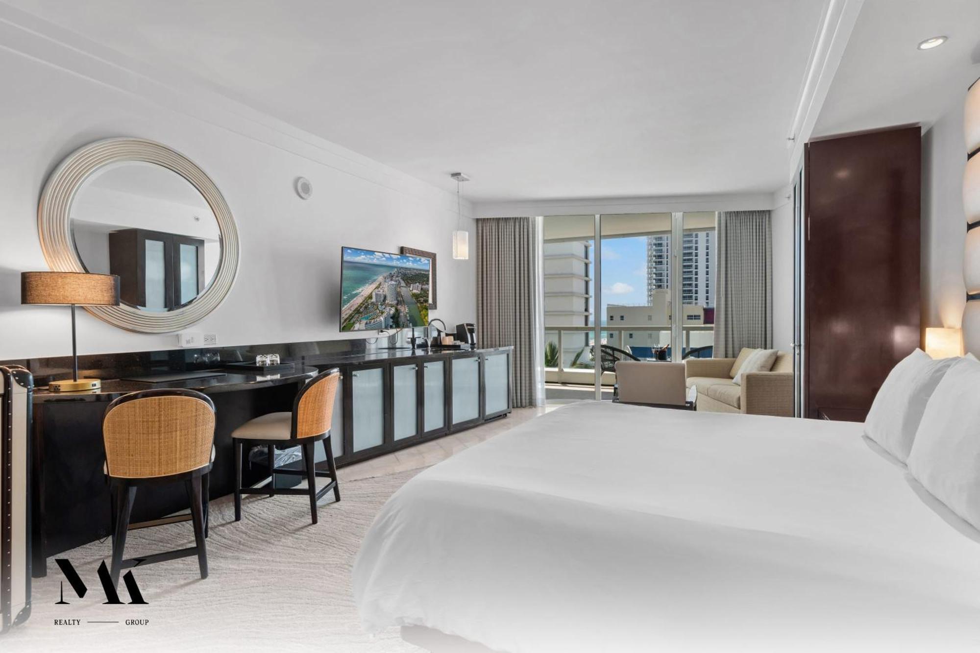 Fontainebleau Resort Balcony W Ocean And City View Miami Beach Exterior foto